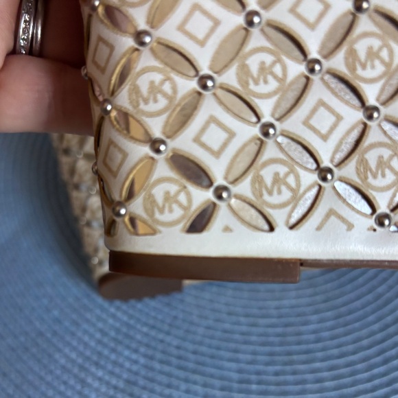 MICHAEL Michael Kors Off-White and Gold Wedge Platform Logo Patterned Sandals - Picture 9 of 13